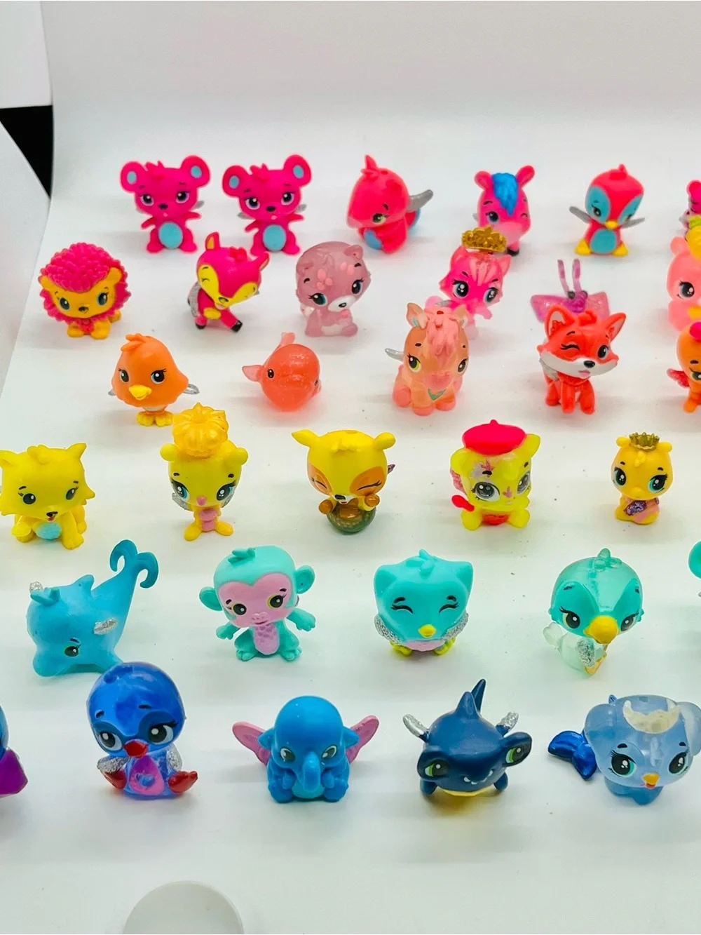 Spin Master Hatchimals Animal Figurines Mixed LARGE Lot of 63 PLUS Egg Case